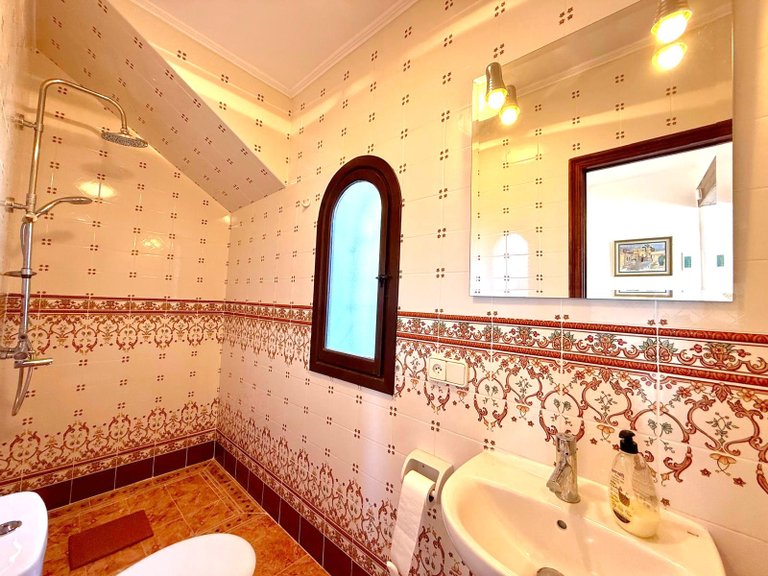 Villa for Sale in Villamartin, Alicante 21