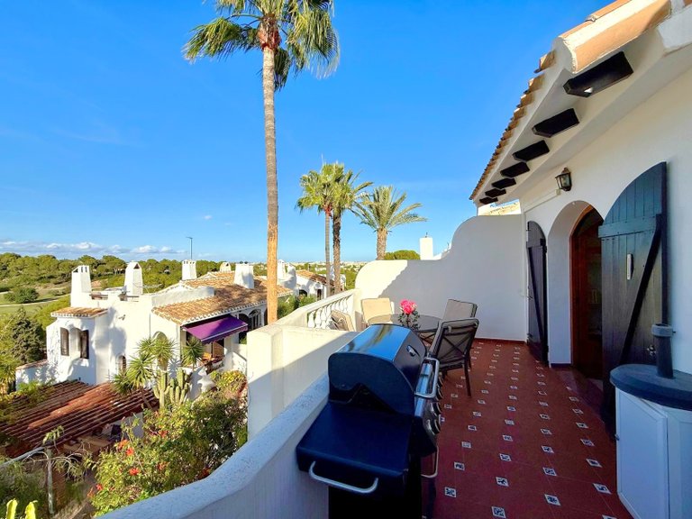 Villa for Sale in Villamartin, Alicante 4