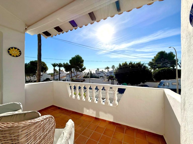 Villa for Sale in Villamartin, Alicante 32