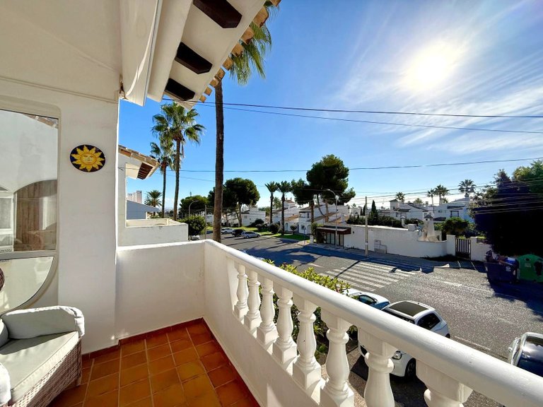 Villa for Sale in Villamartin, Alicante 33