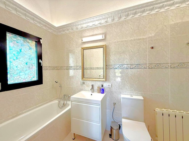 Villa for Sale in San Miguel De Salinas, Alicante 21