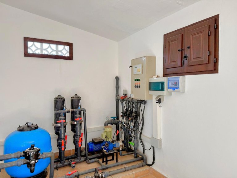 Villa for Sale in San Miguel De Salinas, Alicante 28