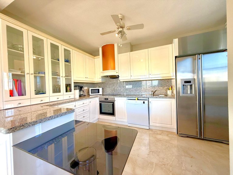 Villa for Sale in Villamartin, Alicante 12