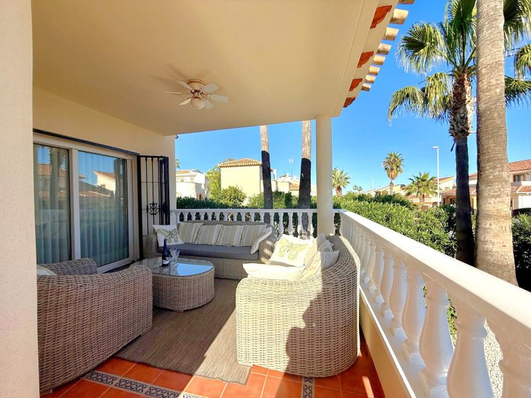 Villa for Sale in Villamartin, Alicante 5