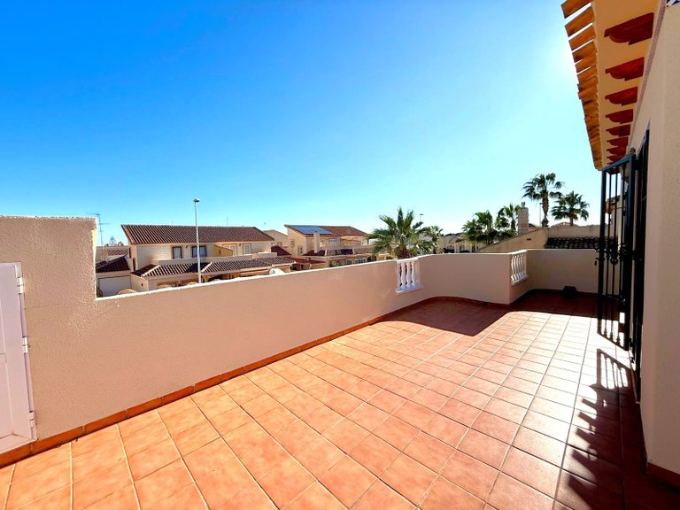 Villa for Sale in Villamartin, Alicante 22