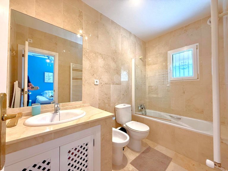 Villa for Sale in Villamartin, Alicante 18