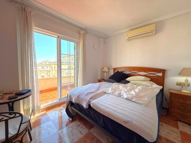 Town House for Sale in Cabo Roig, Alicante 8