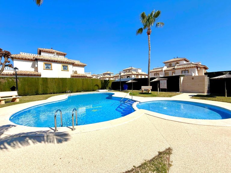 Town House for Sale in Cabo Roig, Alicante 18