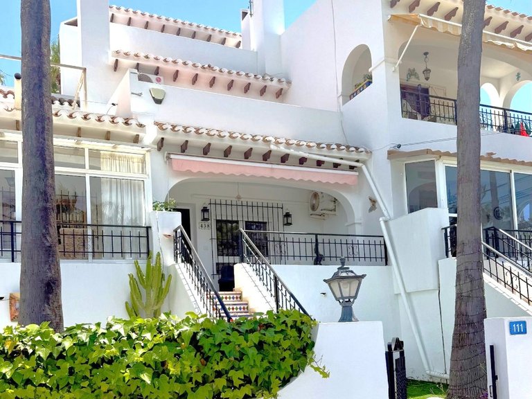 Town House for Sale in Villamartin, Alicante 2