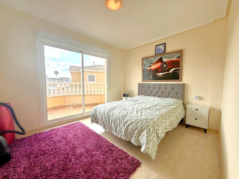 Villa for Sale in Villamartin, Alicante 13