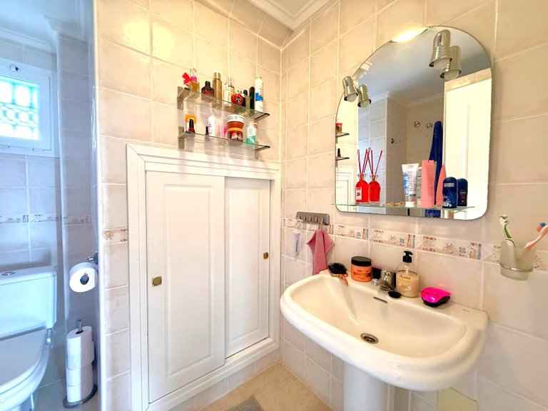 Villa for Sale in Villamartin, Alicante 17