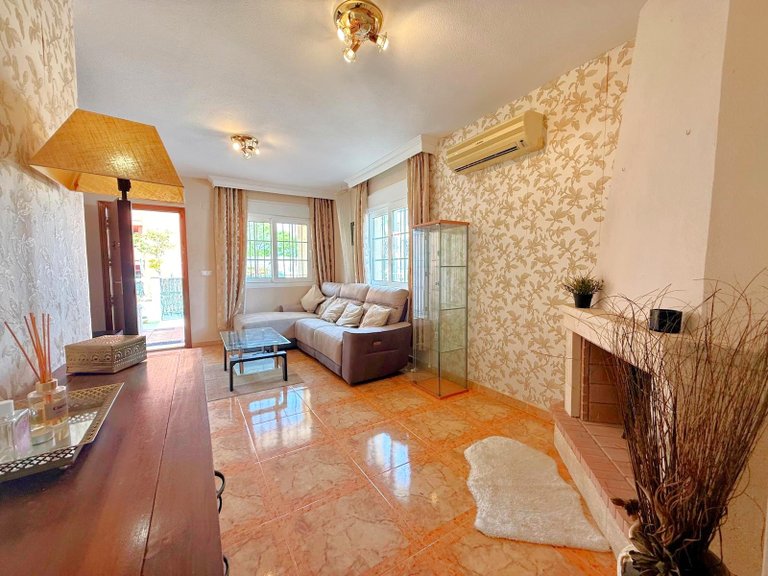 Apartment for Sale in Villamartin, Alicante 7