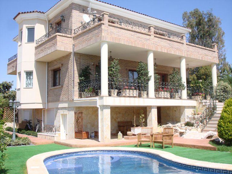 Villa for Sale in Ciudad Quesada, Alicante 1