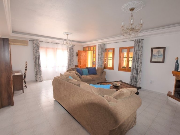Villa for Sale in Pueblo Bravo, Ciudad Quesada, Alicante 8