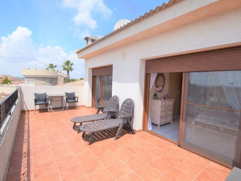 Villa for Sale in Pueblo Bravo, Ciudad Quesada, Alicante 32