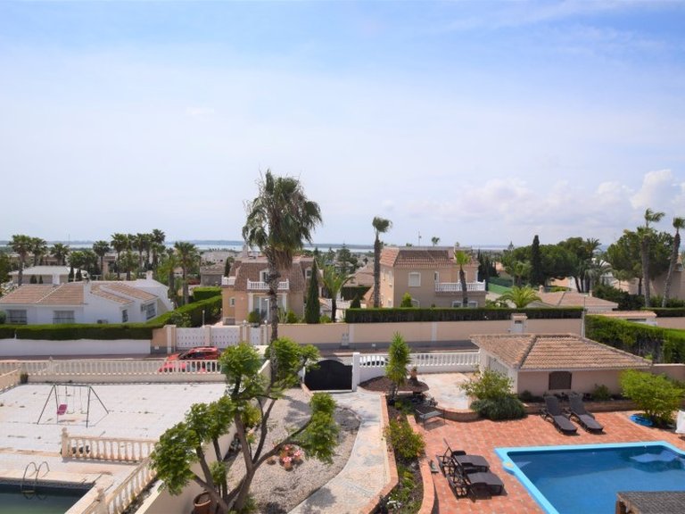 Villa for Sale in Pueblo Bravo, Ciudad Quesada, Alicante 34
