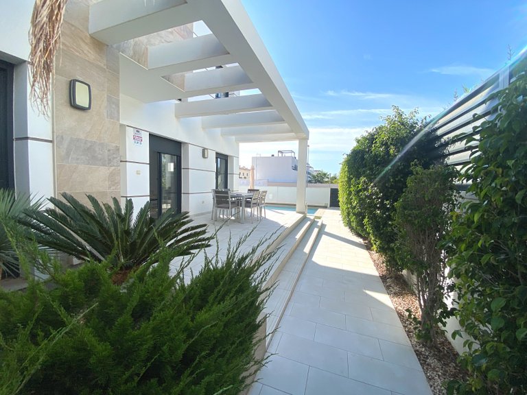 Villa for Sale in Doña Pepa, Ciudad Quesada, Alicante 31
