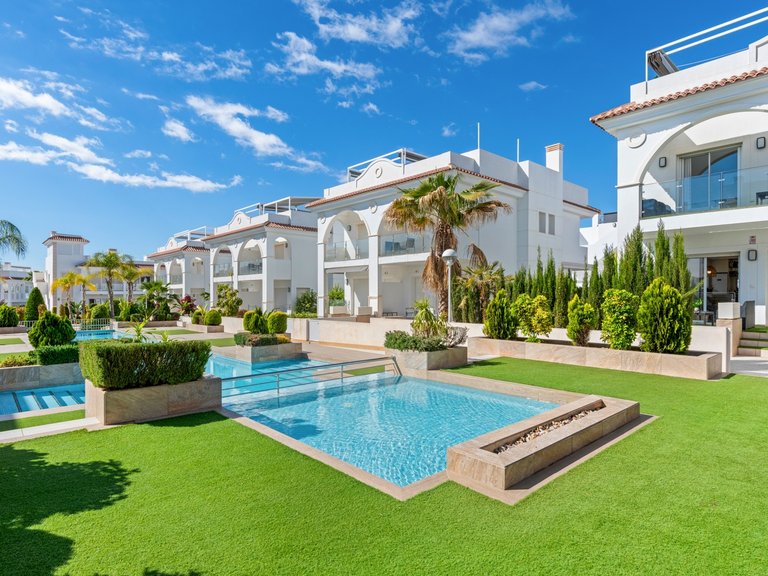 Apartment for Sale in Doña Pepa, Ciudad Quesada, Alicante 35