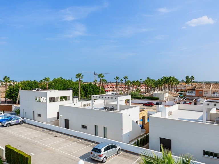 Apartment for Sale in Doña Pepa, Ciudad Quesada, Alicante 28