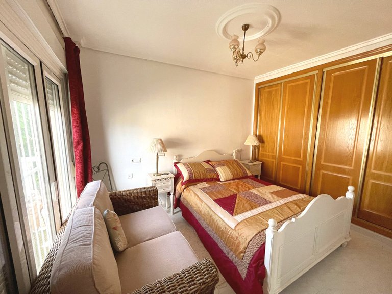 Villa for Sale in Airstrip, Ciudad Quesada, Alicante 11