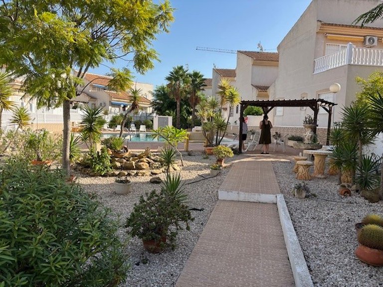 Villa for Sale in Airstrip, Ciudad Quesada, Alicante 28