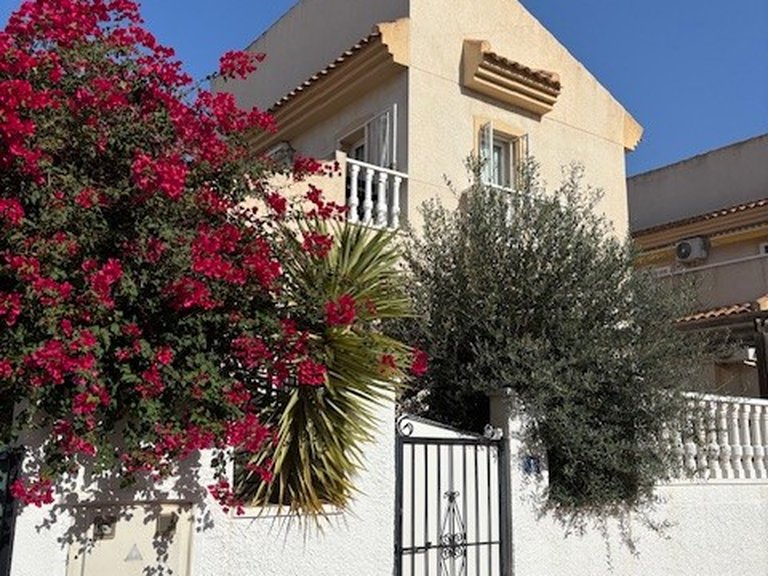 Villa for Sale in Airstrip, Ciudad Quesada, Alicante 33