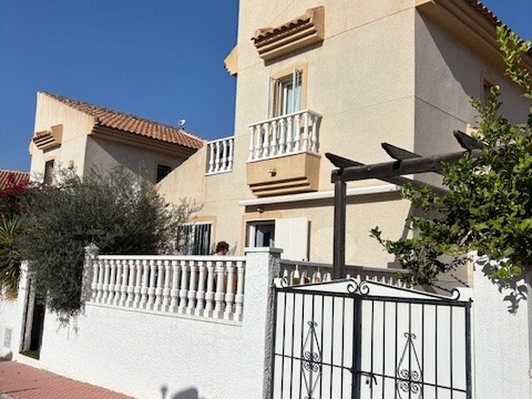 Villa for Sale in Airstrip, Ciudad Quesada, Alicante 34