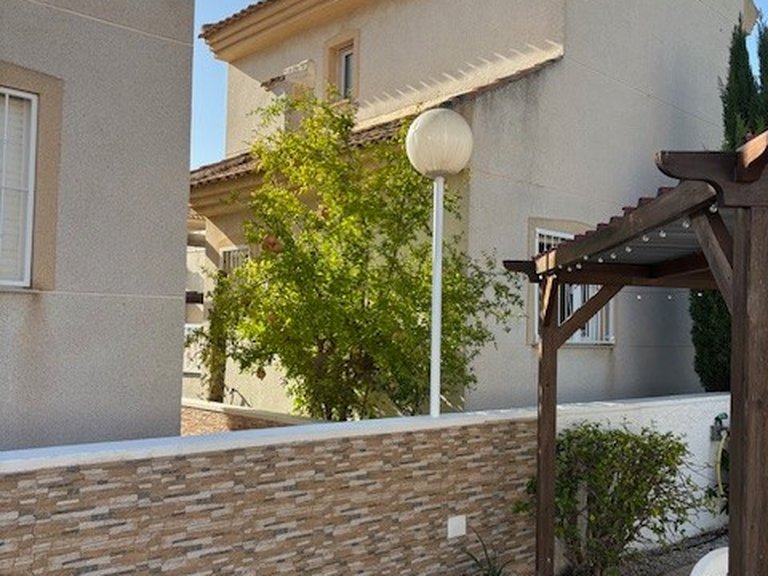 Villa for Sale in Airstrip, Ciudad Quesada, Alicante 30