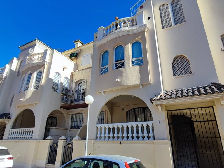Apartment for Sale in Torrevieja, Alicante 3