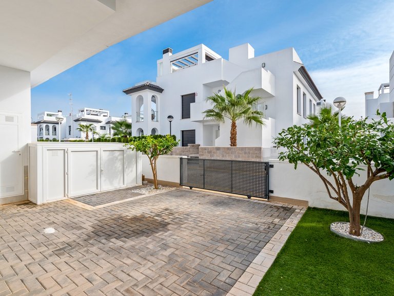 Town House for Sale in Lo Marabú, Ciudad Quesada, Alicante 10