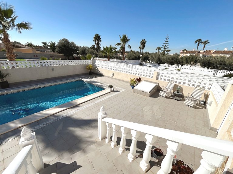 Villa for Sale in Monte Azul, Benijófar, Alicante 5