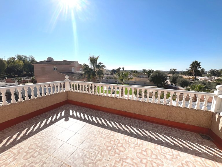 Villa for Sale in Monte Azul, Benijófar, Alicante 26