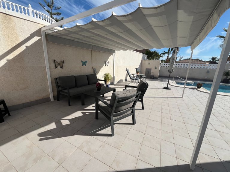 Villa for Sale in Monte Azul, Benijófar, Alicante 40