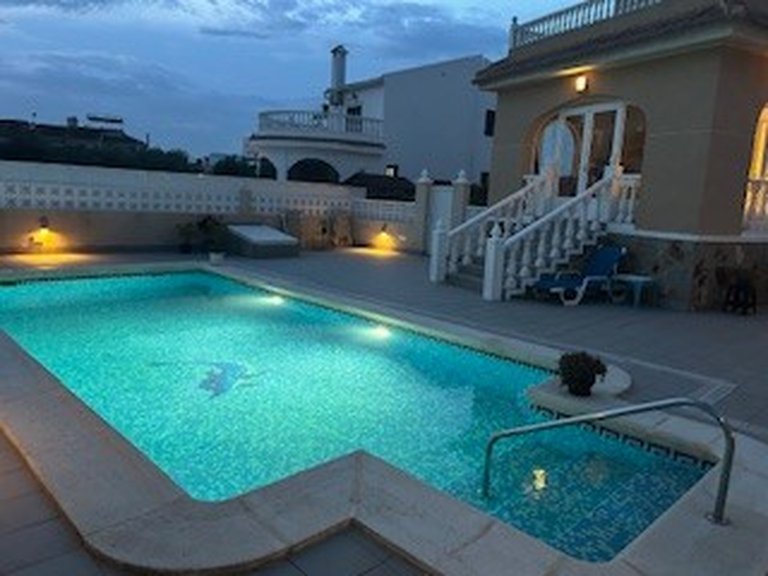 Villa for Sale in Benijófar, Alicante 47