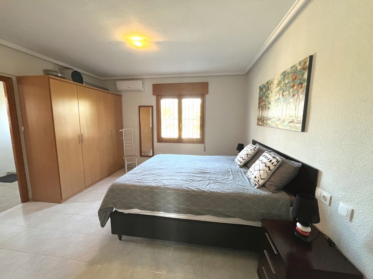 Villa for Sale in Pueblo Bravo, Ciudad Quesada, Alicante 11