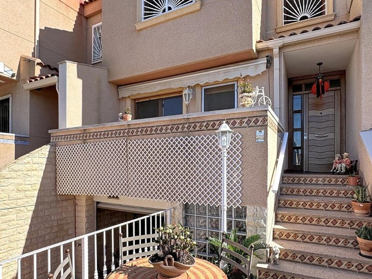 Town House for Sale in Ciudad Quesada/rojales, Alicante 1