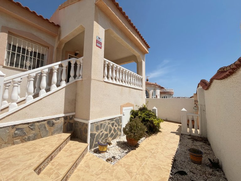 Villa for Sale in Ciudad Quesada/rojales, Alicante 4