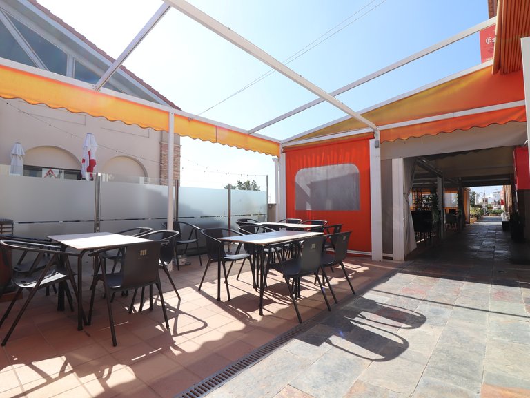 Commercial for Sale in La Finca Golf Resort, Algorfa, Alicante 15