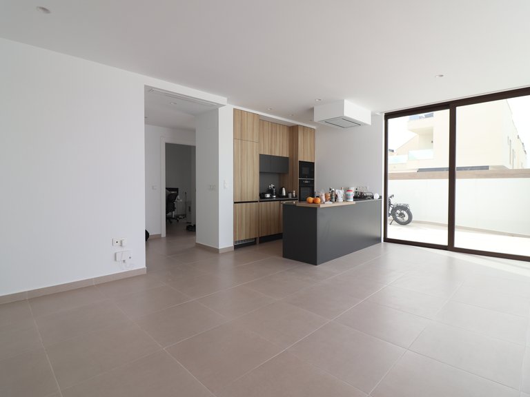 Villa for Sale in Benijofar - Village, Benijofar, Alicante 3