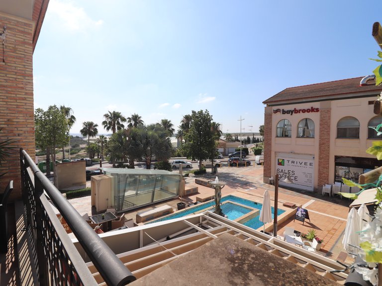 Commercial for Sale in La Finca Golf Resort, Algorfa, Alicante 3