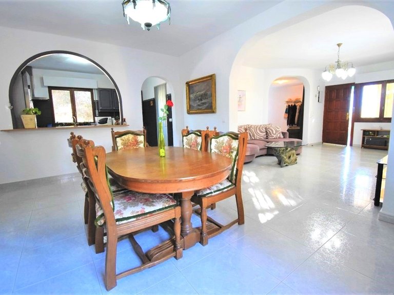 Villa for Sale in Villamartin, Orihuela Costa, Alicante 5