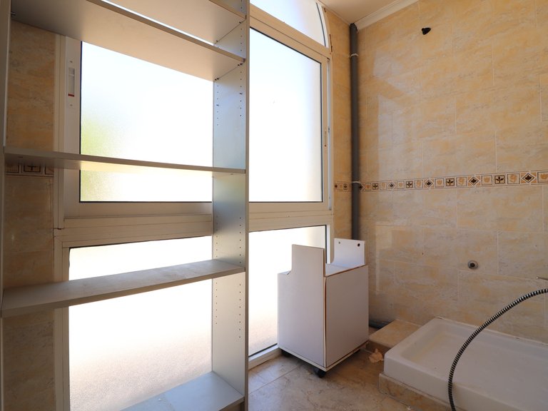 Commercial for Sale in La Finca Golf Resort, Algorfa, Alicante 9
