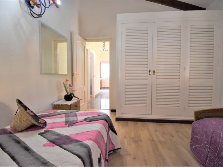 Villa for Sale in Villamartin, Orihuela Costa, Alicante 12