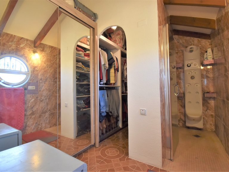 Villa for Sale in Villamartin, Orihuela Costa, Alicante 23
