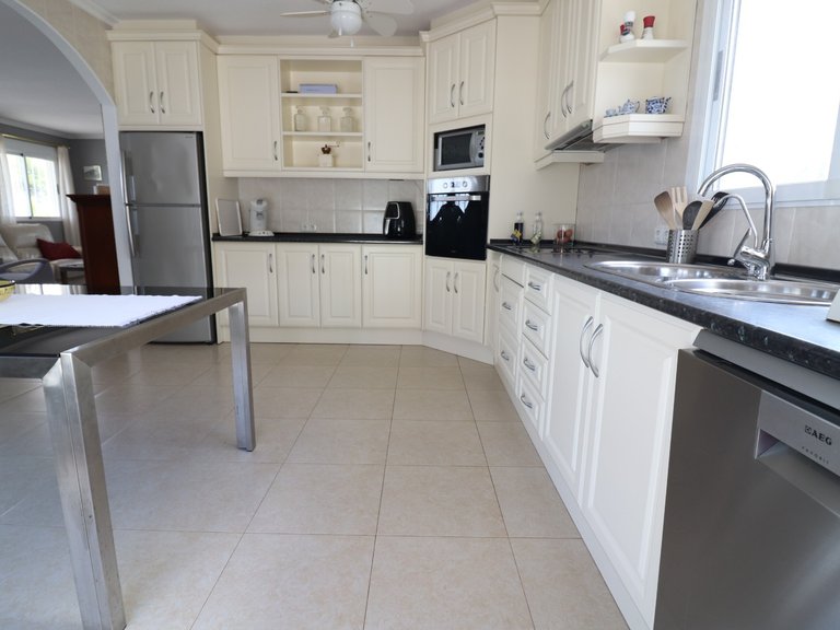 Villa for Sale in Lomas de La Juliana, Algorfa, Alicante 9