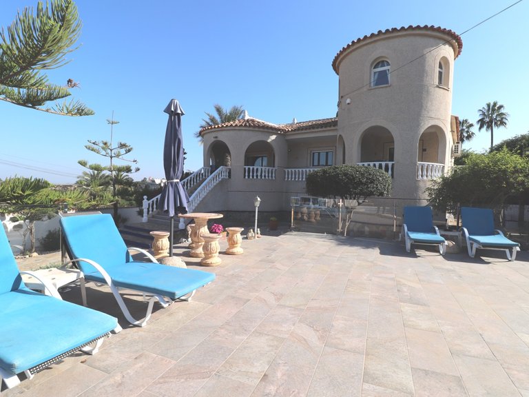 Villa for Sale in Lomas de La Juliana, Algorfa, Alicante 6