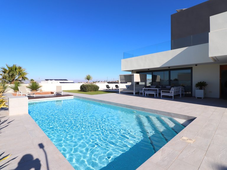 Villa for Sale in Costa Blanca Benimar, Alicante 2