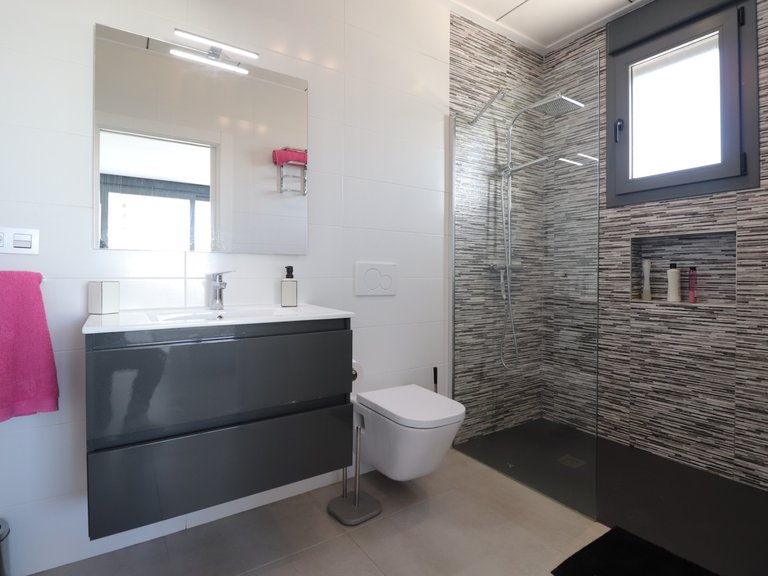 Villa for Sale in Costa Blanca Benimar, Alicante 22