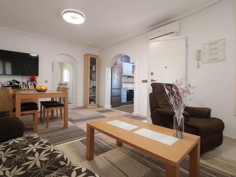 Villa for Sale in Monte Azul, Benijófar, Alicante 7