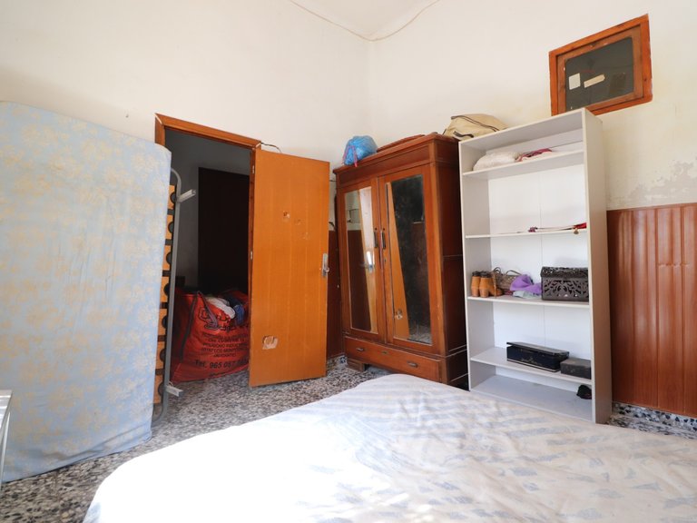 Villa for Sale in Heredades - Village, Heredades, Alicante 19